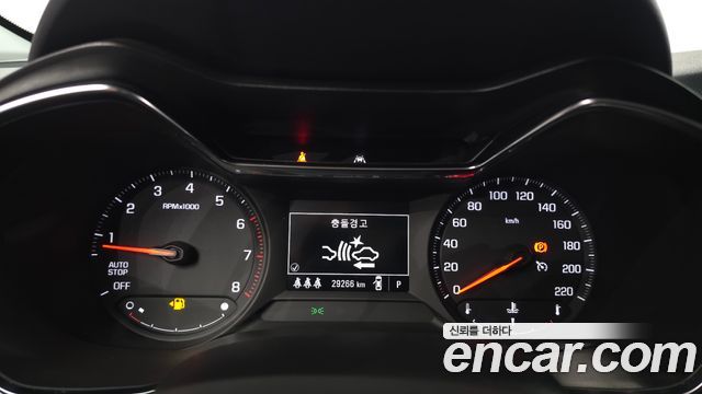 Chevrolet Korea Trailblazer 2022 — photo 11