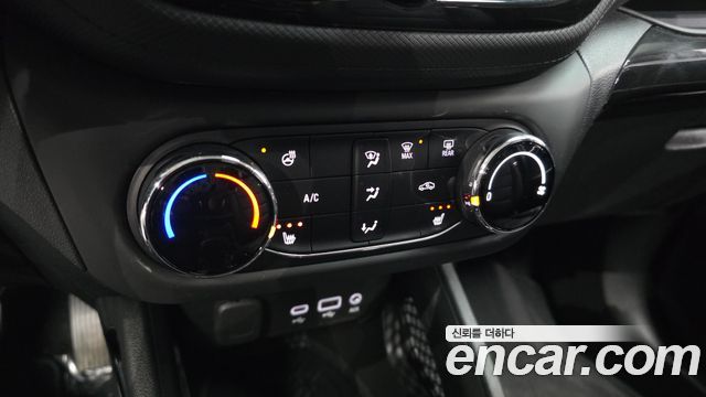 Chevrolet Korea Trailblazer 2022 — photo 22