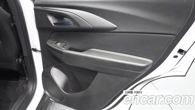 Chevrolet Korea Trailblazer 2022 — photo 15
