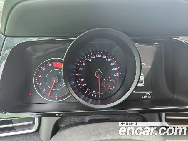 Hyundai AVANTE 2021 — photo 8