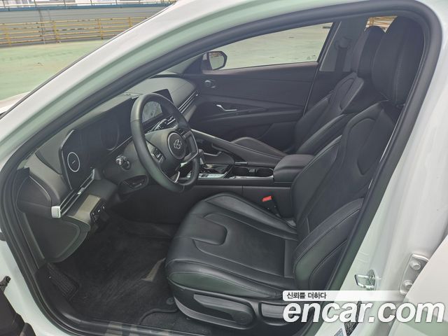 Hyundai AVANTE 2021 — photo 10
