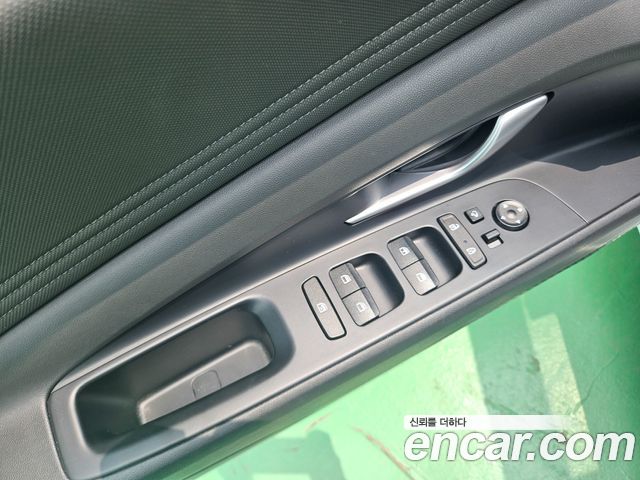 Hyundai AVANTE 2021 — photo 15