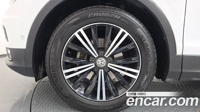 Volkswagen Tiguan 2020 — photo 5