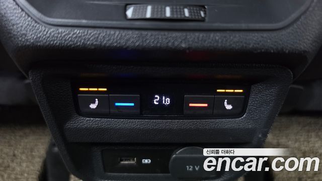 Volkswagen Tiguan 2020 — photo 18