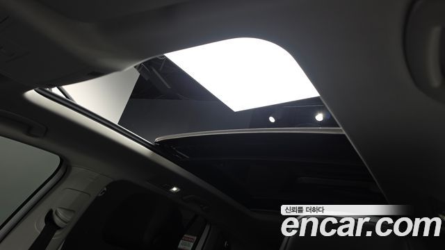 Volkswagen Tiguan 2020 — photo 23