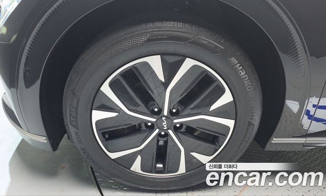 Kia EV6 2023 — photo 5
