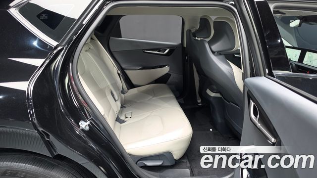 Kia EV6 2023 — photo 17
