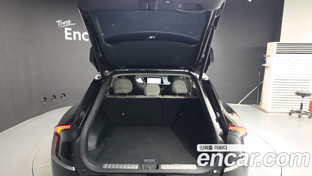Kia EV6 2023 — photo 26