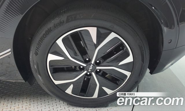 Kia EV6 2023 — photo 7
