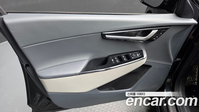 Kia EV6 2023 — photo 14