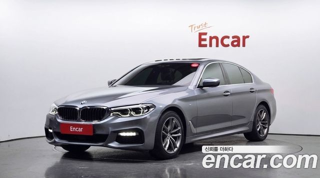 BMW 5-Series 2018 — photo 1