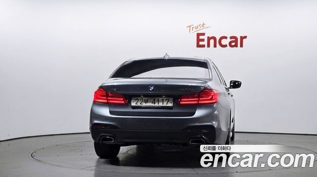 BMW 5-Series 2018 — photo 4