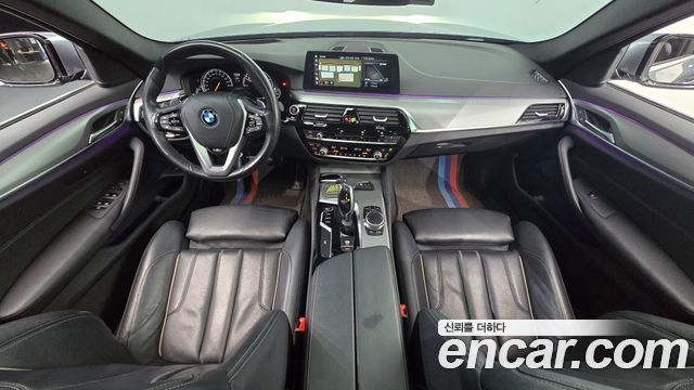 BMW 5-Series 2018 — photo 7