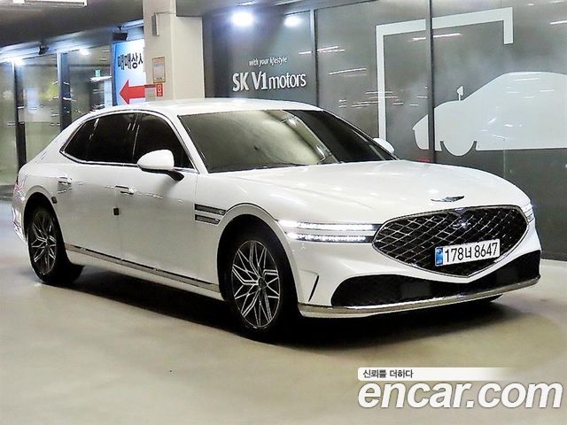 Genesis G90 2023 — photo 1