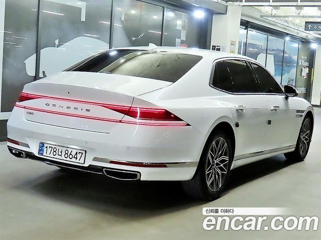 Genesis G90 2023 — photo 4