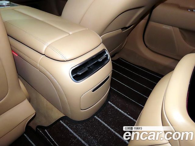 Genesis G90 2023 — photo 16