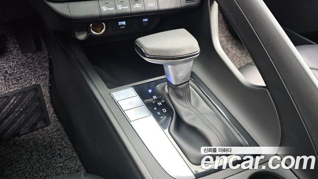 Hyundai AVANTE 2024 — photo 9