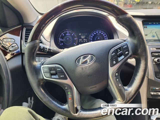 Hyundai Grandeur 2015 — photo 12