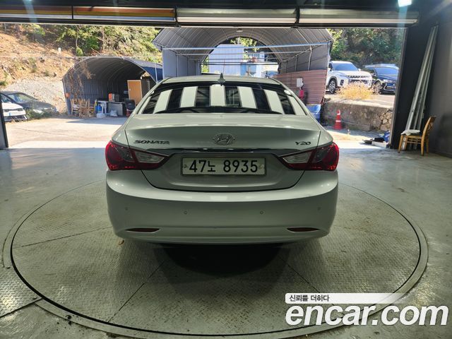 Hyundai Sonata 2010 — photo 5