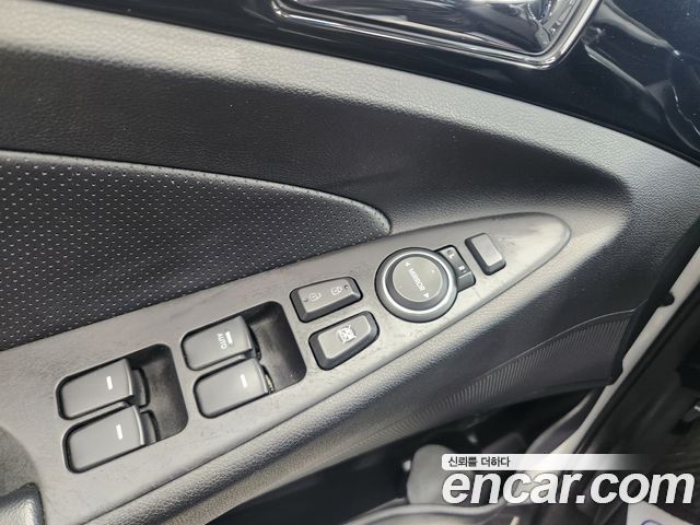 Hyundai Sonata 2010 — photo 15