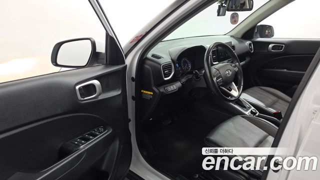Hyundai Venue 2020 — photo 13