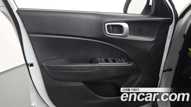 Hyundai Venue 2020 — photo 14