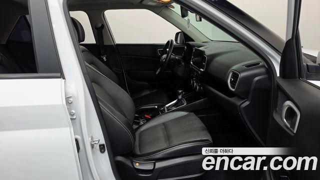 Hyundai Venue 2020 — photo 16