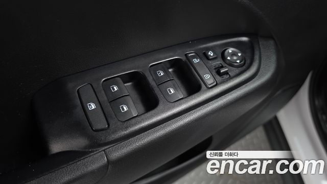 Hyundai Venue 2020 — photo 30