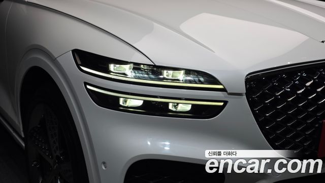 Genesis GV70 2021 — photo 8