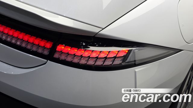 Hyundai Ioniq6 2025 — photo 9