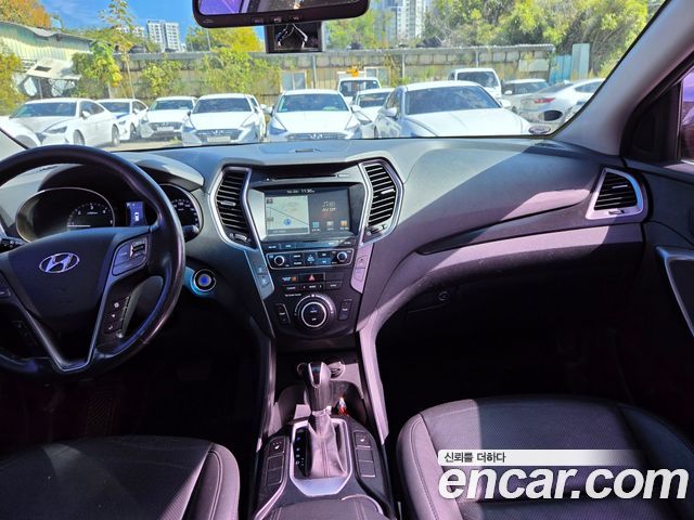 Hyundai Santafe 2016 — photo 13