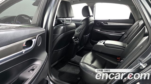 Hyundai Grandeur 2018 — photo 11
