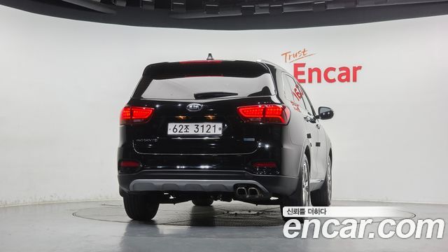 Kia Sorento 2018 — photo 4