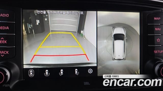 Kia Sorento 2018 — photo 16
