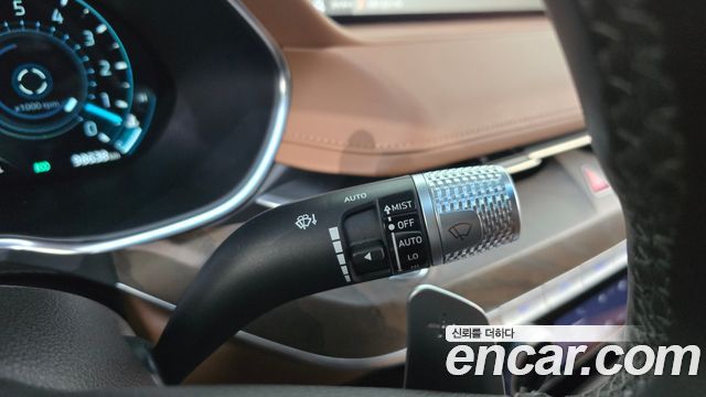 Genesis G80 2022 — photo 30