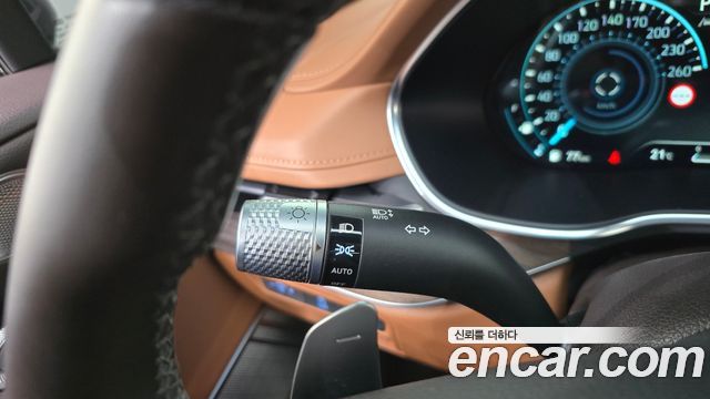Genesis G80 2022 — photo 39