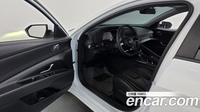Hyundai AVANTE 2026 — photo 13