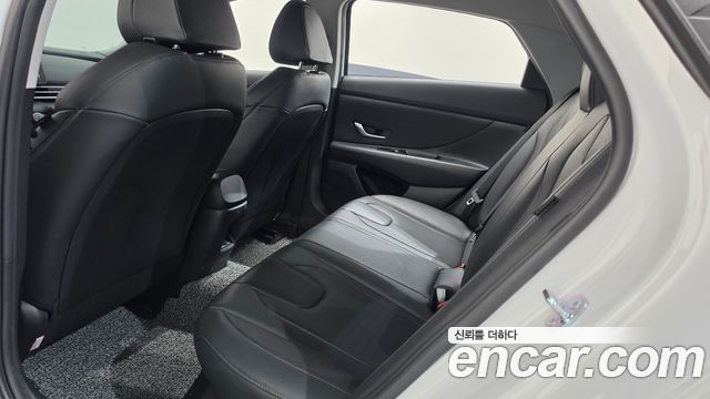 Hyundai AVANTE 2026 — photo 24