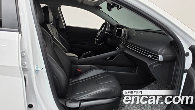 Hyundai AVANTE 2026 — photo 16
