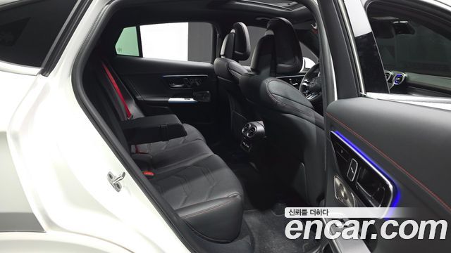 Mercedes-Benz GLC-Class 2026 — photo 17