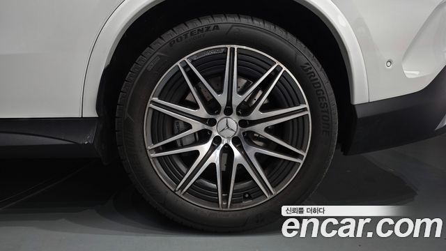 Mercedes-Benz GLC-Class 2026 — photo 7