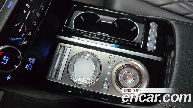 Genesis G80 2022 — photo 12