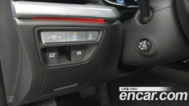 Genesis G80 2022 — photo 26