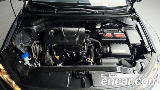 Hyundai AVANTE 2018 — photo 6