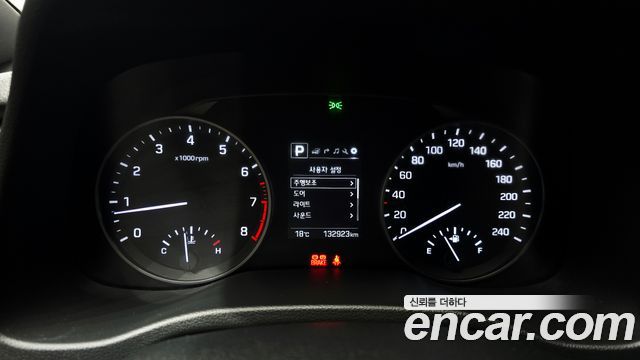 Hyundai AVANTE 2018 — photo 8
