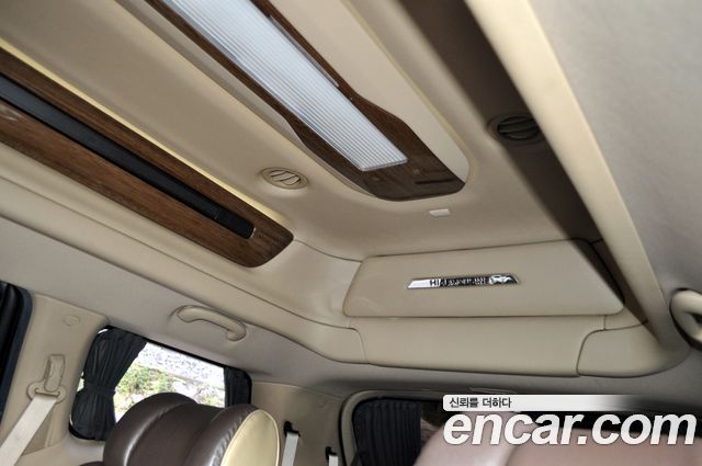 Kia Canival 2015 — photo 15