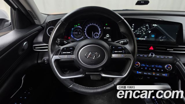 Hyundai AVANTE 2023 — photo 19
