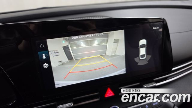 Hyundai AVANTE 2023 — photo 22