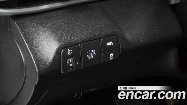 Hyundai AVANTE 2023 — photo 24