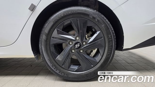 Hyundai AVANTE 2023 — photo 7